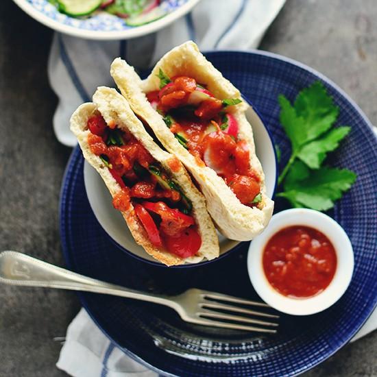 Rezeptbild: Selbstgemachtes Tomaten-Rhabarber-Ketchup
