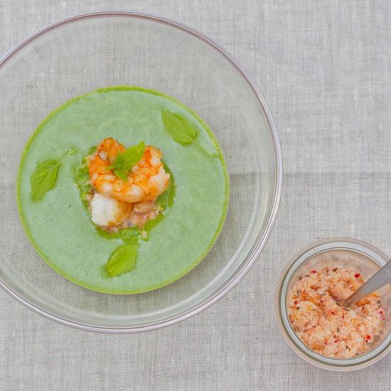 Rezeptbild: Spinat-Kokos-Suppe mit Kokos-Paradieskorn-Chutney