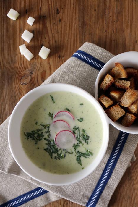 Rezeptbild: Kohlrabi-Zucchini-Suppe