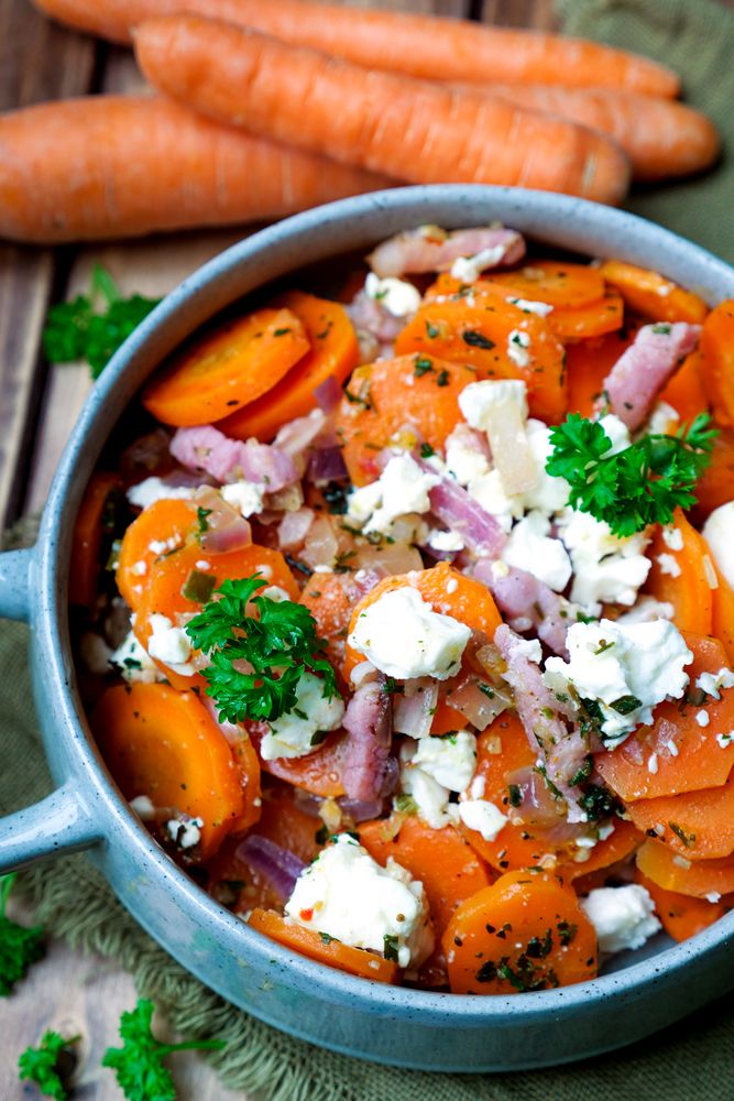 Rezeptbild: Möhrenauflauf mit Feta und Speck