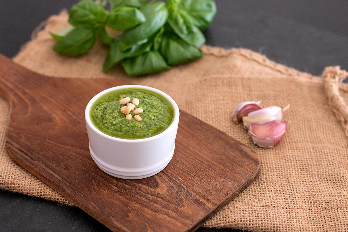 Rezeptbild: Klassisches Basilikum-Pesto (Pesto alla Genovese)