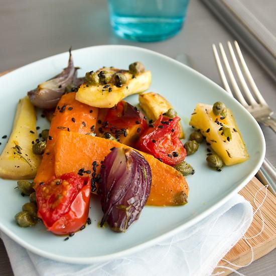 Rezeptbild: Geröstetes Wurzelgemüse mit Kapernvinaigrette