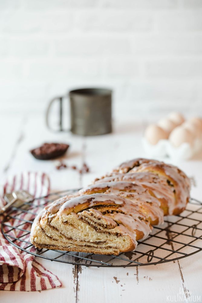 Rezeptbild: Klassischer Nusszopf