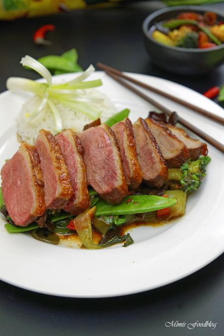 Rezeptbild: Pekingente mit Asia-Gemüse