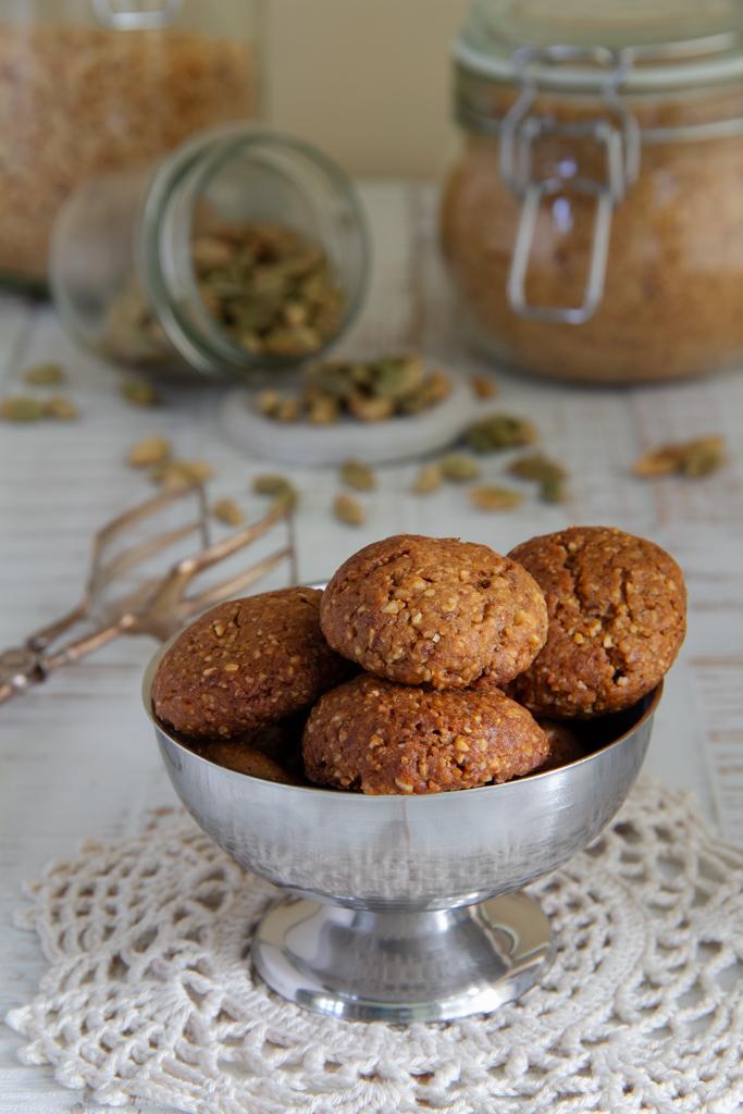 Rezeptbild: Nuss-Kardamom-Kekse