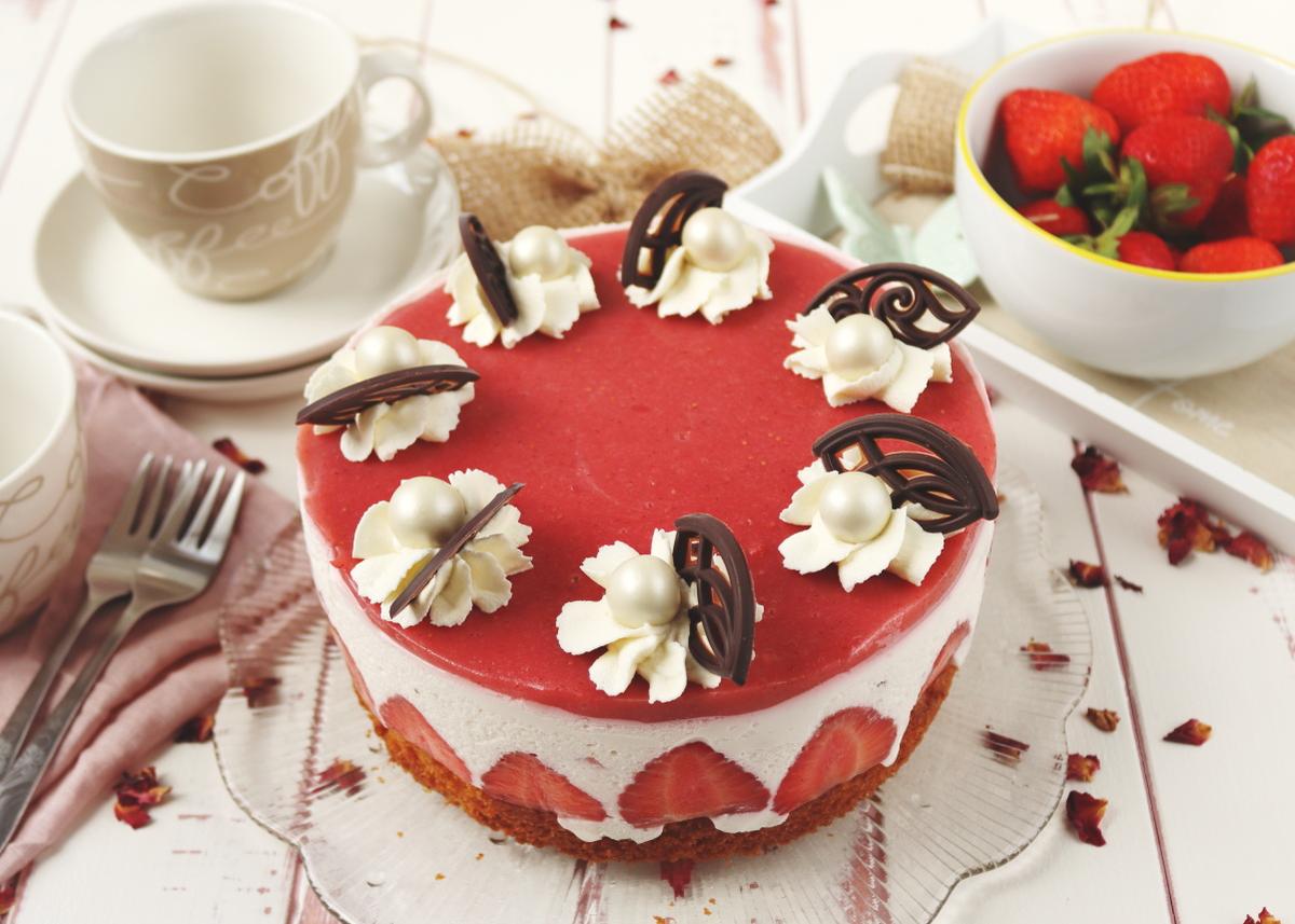 Rezeptbild: Kleines Käse-Sahne-Törtchen mit Erdbeeren