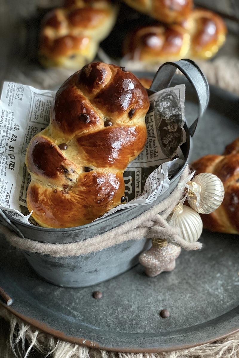 Rezeptbild: Schoko-Einstrangzöpfe zum Weihnachtsfest