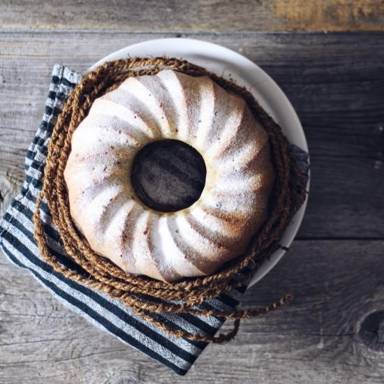 Rezeptbild: Marmor-Gugelhopf mit einem Schuss Baileys
