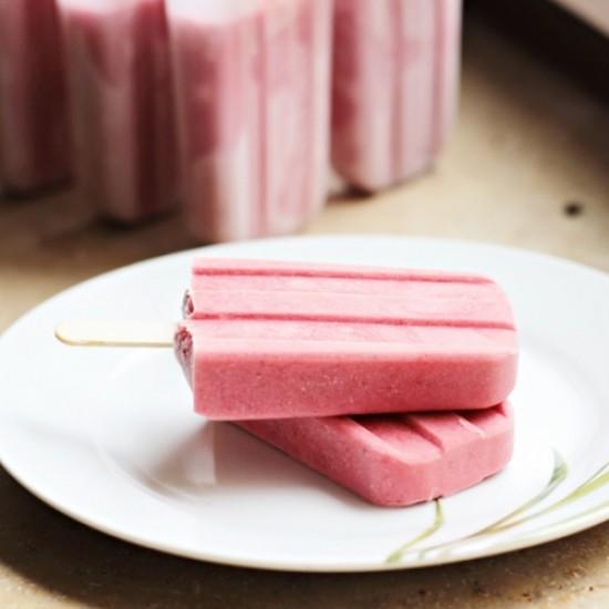 Rezeptbild: Erdbeer-Sahne-Eis