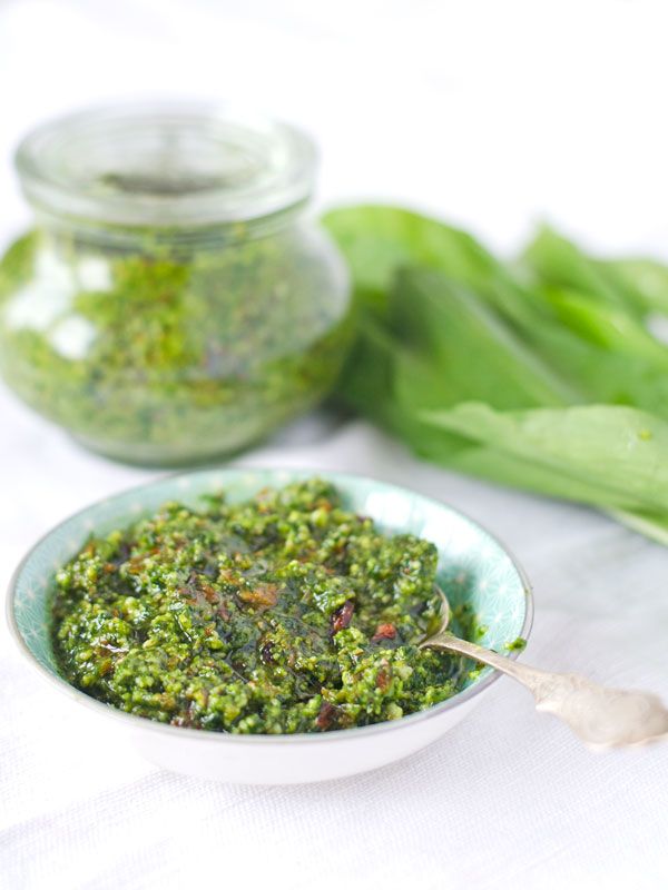 Rezeptbild: Bärlauchpesto mit Mandeln