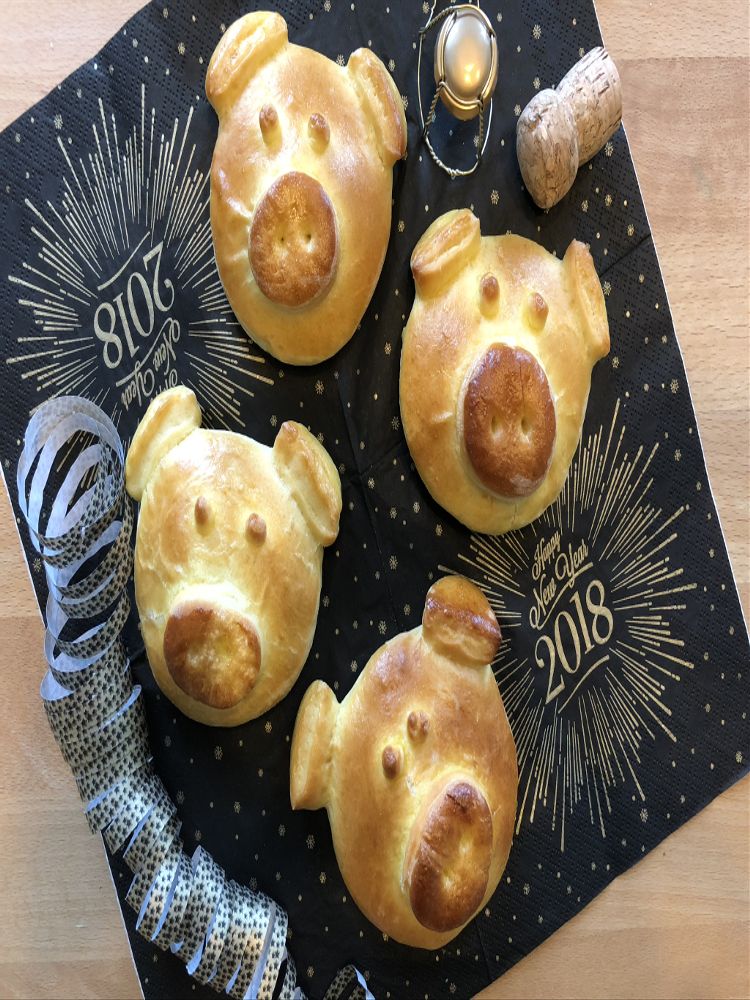 Rezeptbild: Glücksbringer aus Germteig