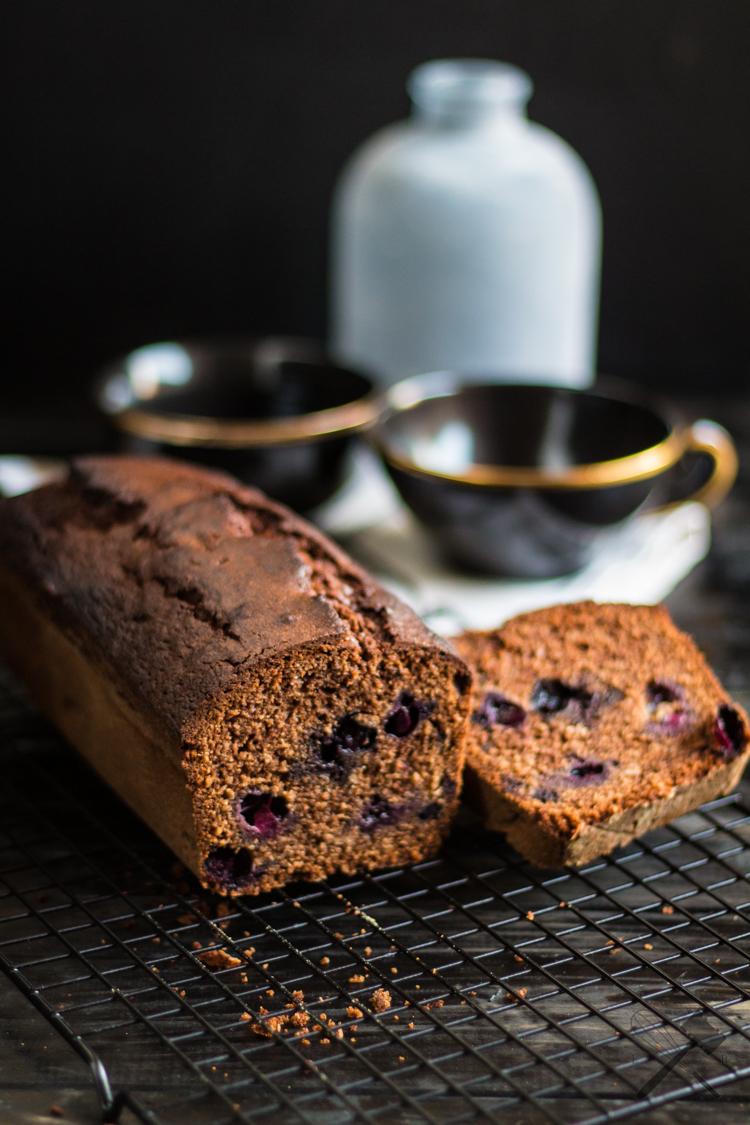 Rezeptbild: Schokolade Heidelbeer Kastenkuchen