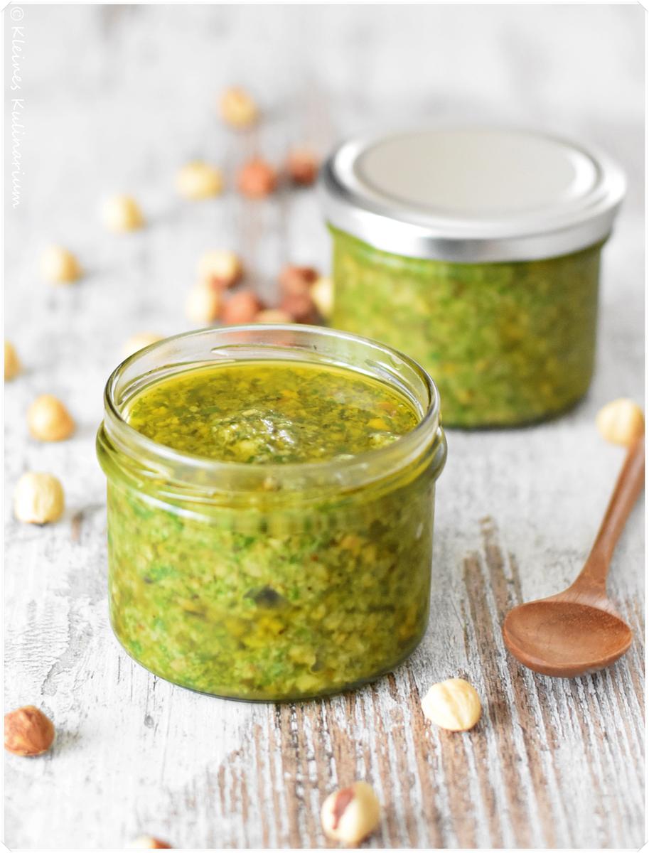 Rezeptbild: Rucola Pesto mit Haselnüssen