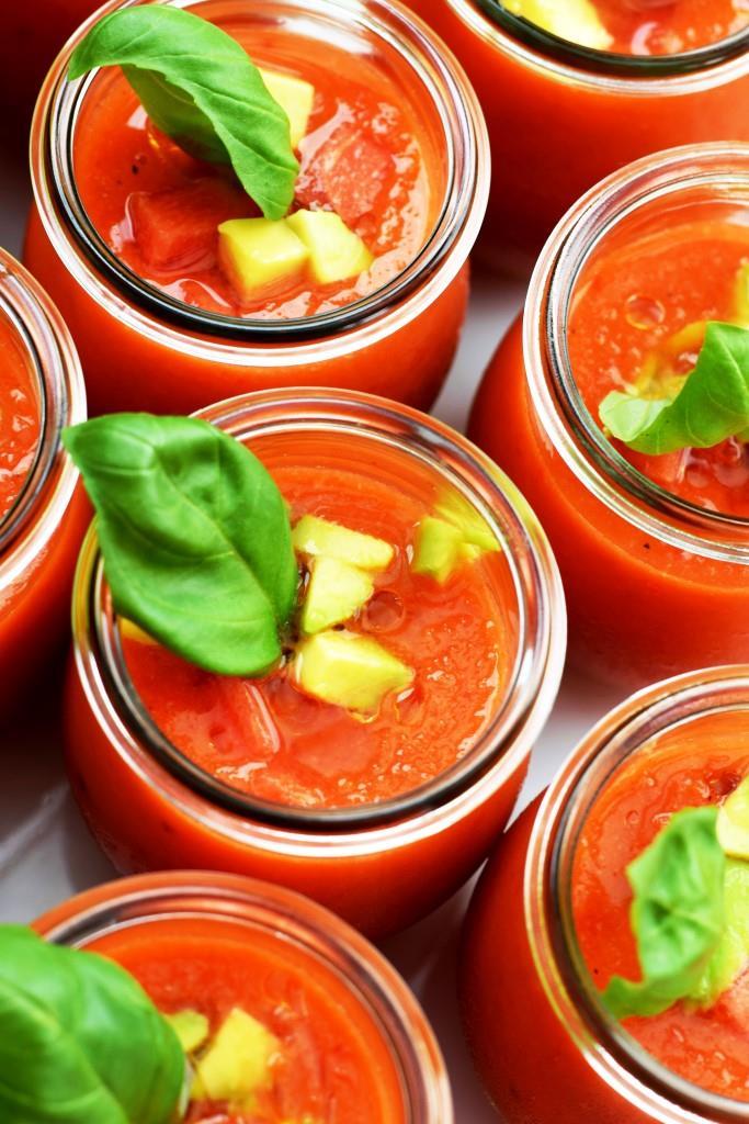Rezeptbild: Sommerliche Gazpacho mit Wassermelone (vegan)
