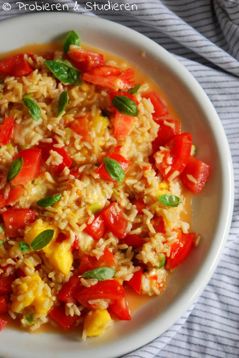 Rezeptbild: Mango-Reispfanne mit Tomate-Mozzarella