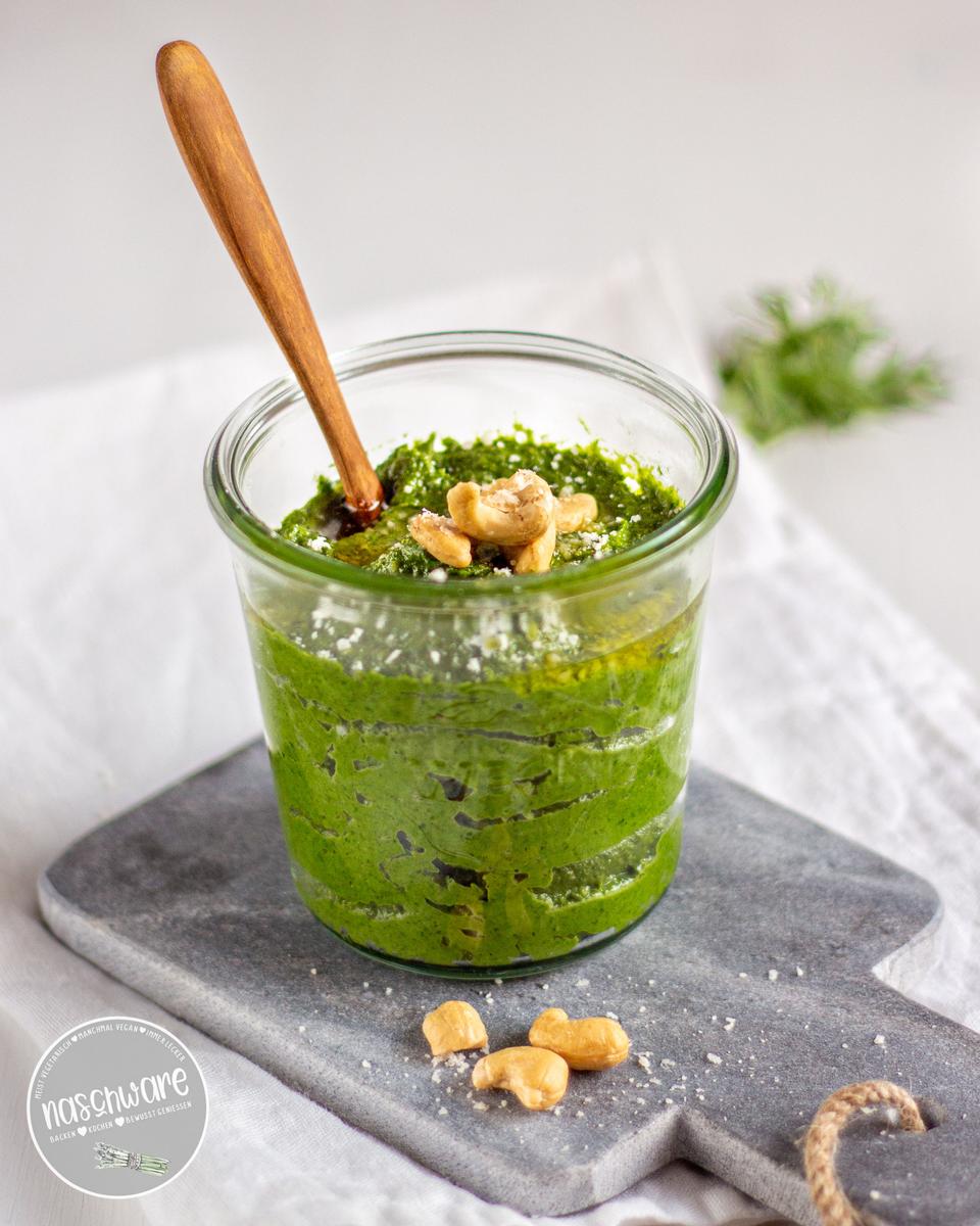 Rezeptbild: Zero-Waste Möhrengrünpesto