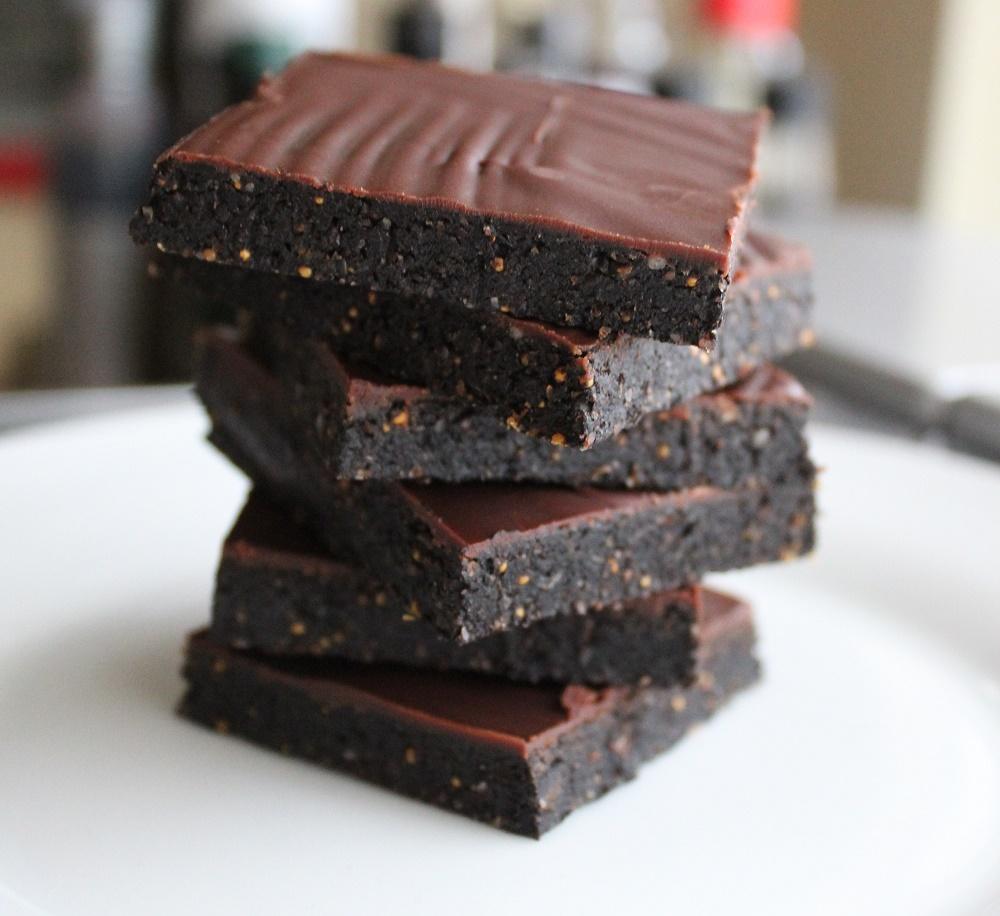 Rezeptbild: Schoko-Brownies, vegan und ohne Backen