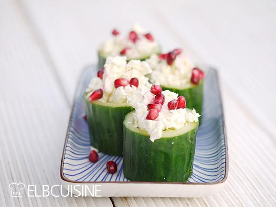 Rezeptbild: Frische Gurken-Tapas mit Granatapfel-Highlight