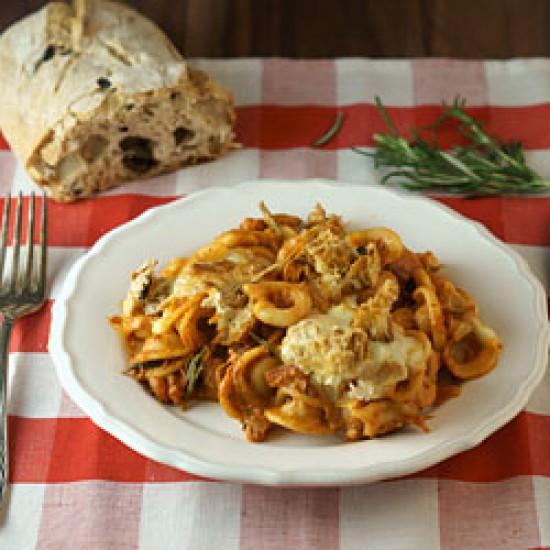 Rezeptbild: Knuspriger Hähnchen-Nudelauflauf