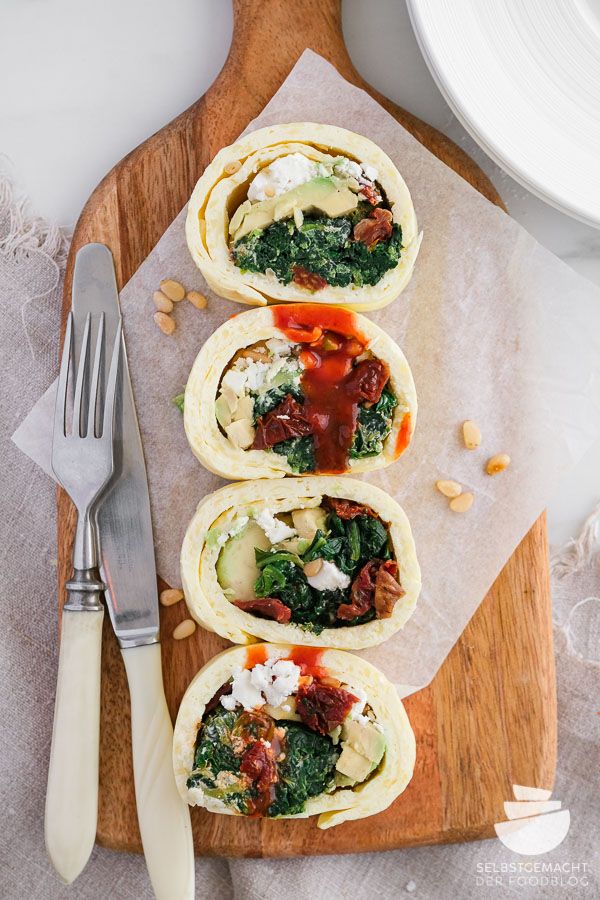 Rezeptbild: Low Carb Wraps mit Spinat, Feta und getrockneten Tomaten