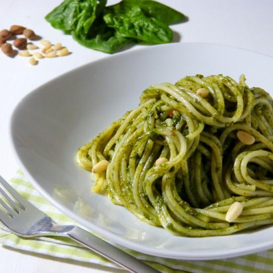 Rezeptbild: Pasta con pesto di spinaci