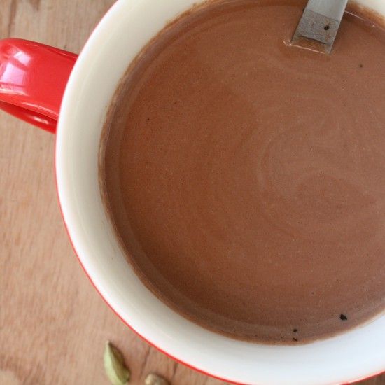 Rezeptbild: Heisse Schokolade mit Nussmilch