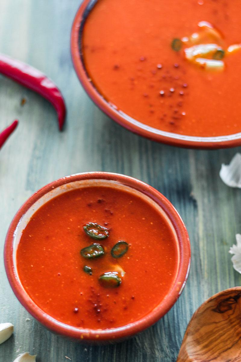Rezeptbild: Vegane Paprikasuppe mit roten Linsen