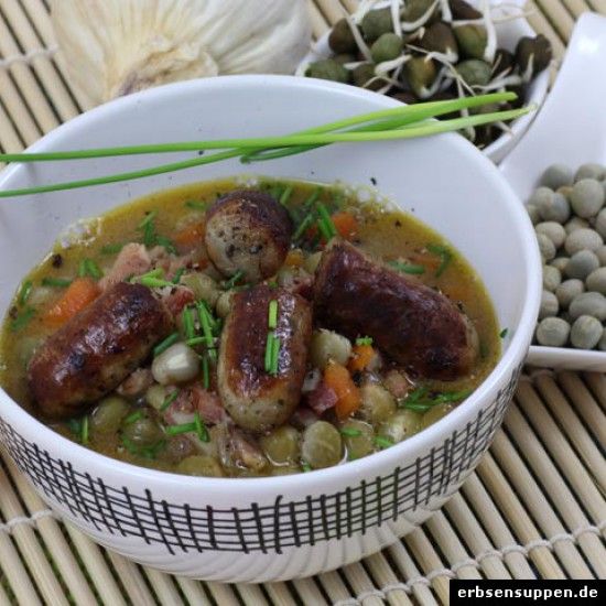 Rezeptbild: Erbseneintopf mit Würstchen
