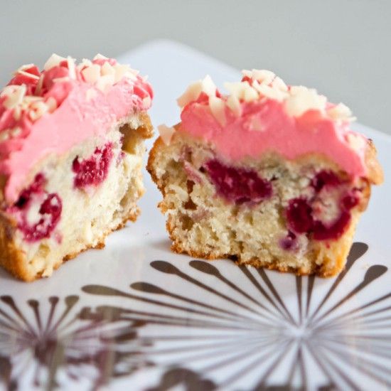 Rezeptbild: Weiße-Schokolade-Himbeer-Muffins