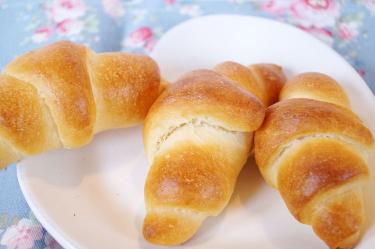 Rezeptbild: Gute Laune Croissants / Hefeteig Croissants 