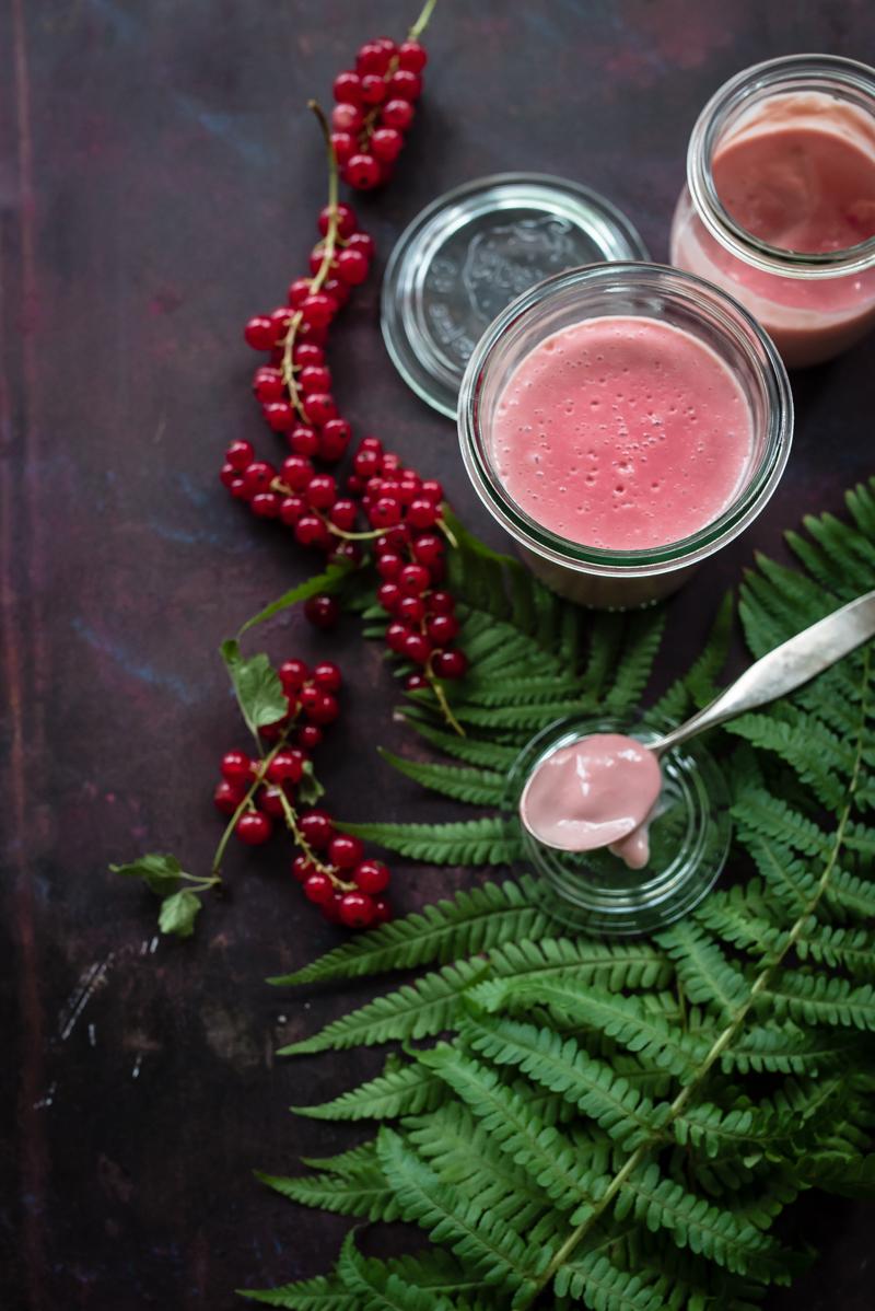 Rezeptbild: johannisbeer curd 