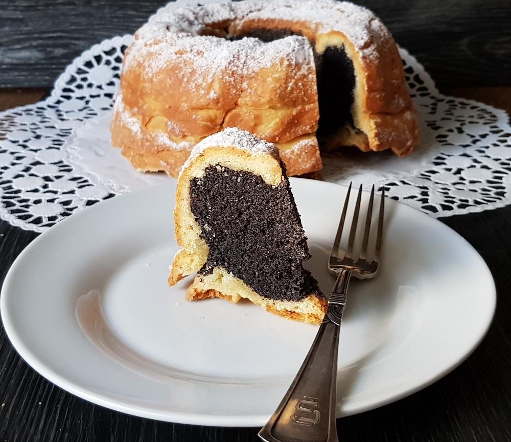 Rezeptbild: Mohn-Gugelhupf