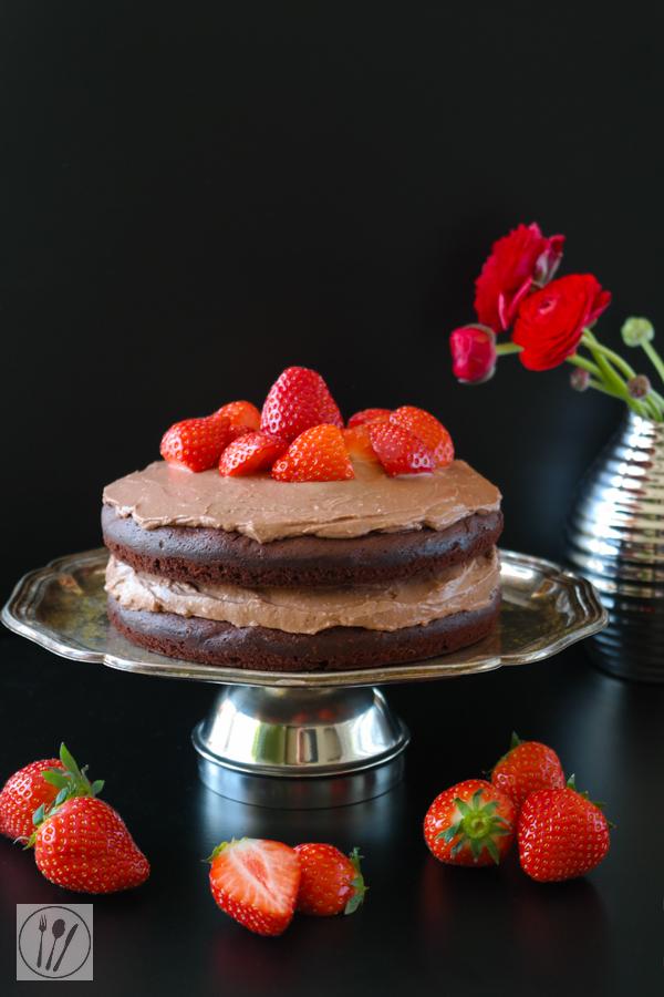 Rezeptbild: Schokoladentorte mit Erdbeeren