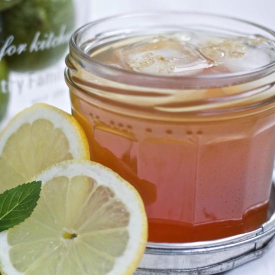 Rezeptbild: Apfel-Minz-Eistee