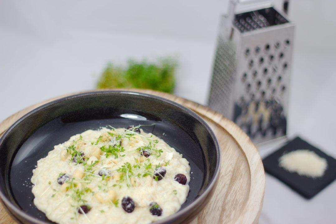 Rezeptbild: Risotto mit Ziegenfrischkäse, Cranberries & Cashew Kernen
