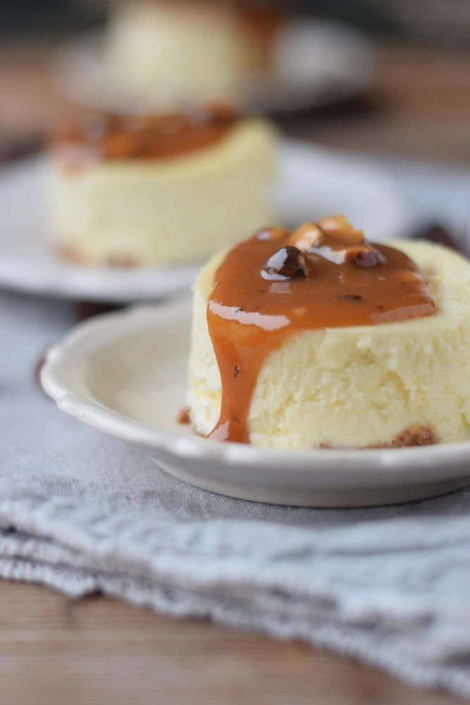 Rezeptbild: New York Cheesecake mit Haselnuss Karamell
