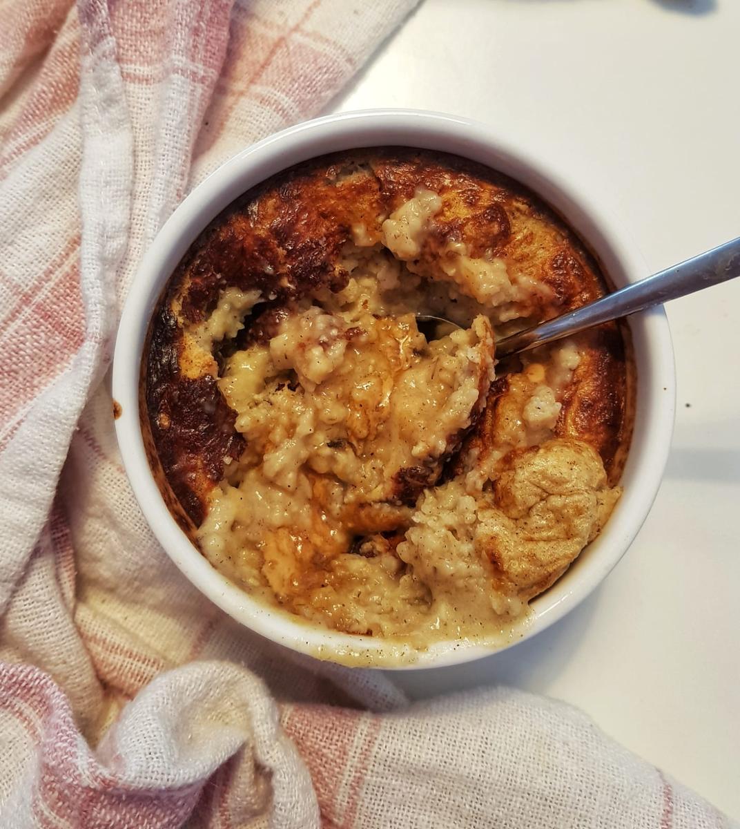 Rezeptbild: Haferbrei mit karamellisierte weißer Schokolade