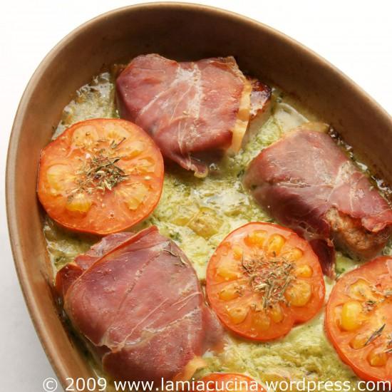 Rezeptbild: Kalbststeaks an Sahne-Pestosauce