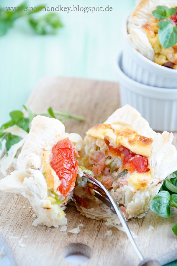 Rezeptbild: Blätterteig Muffins mit Räucherlachs