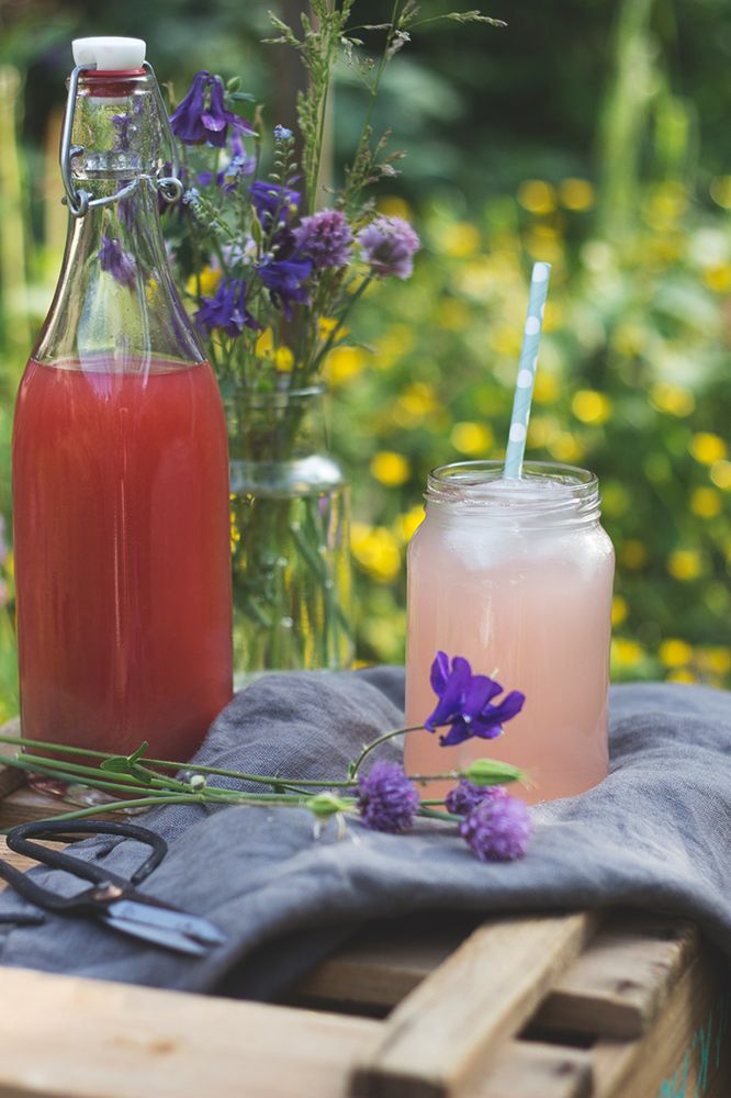 Rezeptbild: Rhabarbersirup