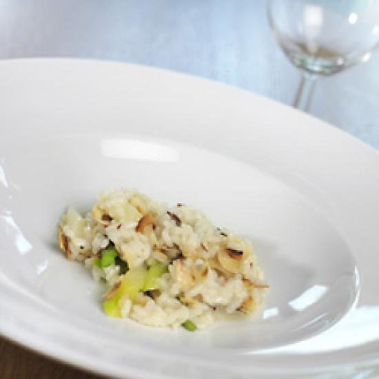 Rezeptbild: Risotto mit Spargel und gerösteten Mandelblättern