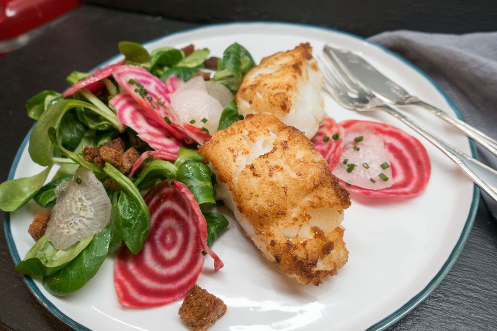 Rezeptbild: Kabeljau mit Ringelbete-Salat
