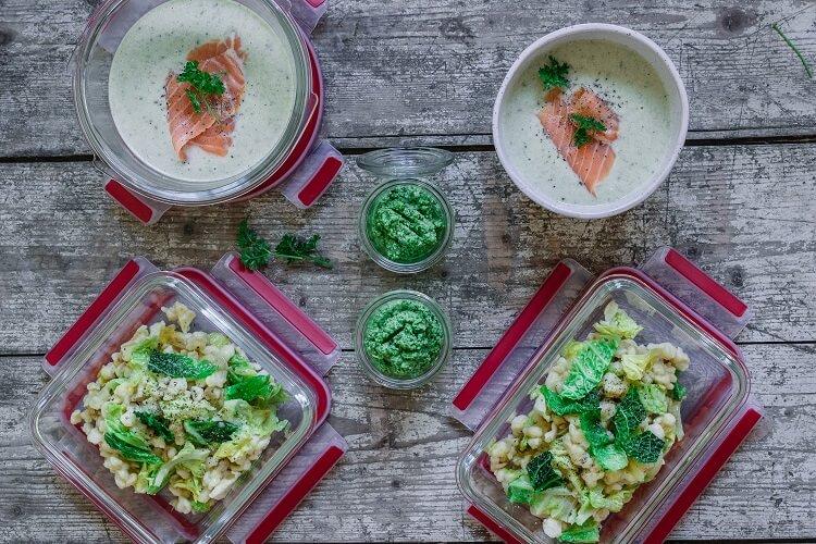 Rezeptbild: Meal Prep mit Wirsing: Suppe, Pesto und Spätzle