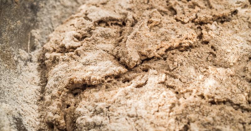Rezeptbild: Sauerteig und Anstellgut heranziehen