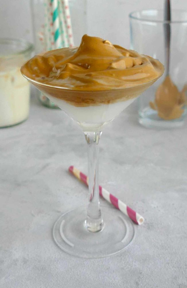 Rezeptbild: Dalgona Coffee Cocktail