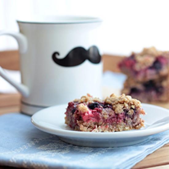 Rezeptbild: Beeren-Haferflocken-Schnitten