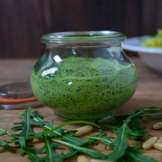 Rezeptbild: Rucola-Ziegenkäse-Pesto