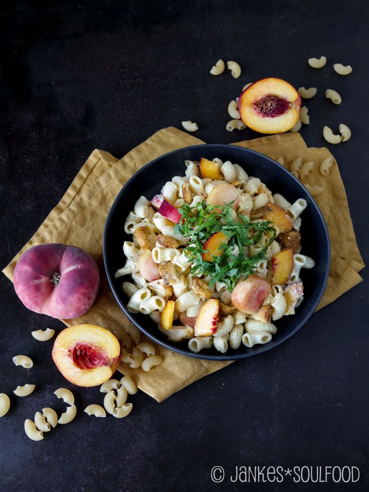 Rezeptbild: Nudel-Hähnchen-Salat