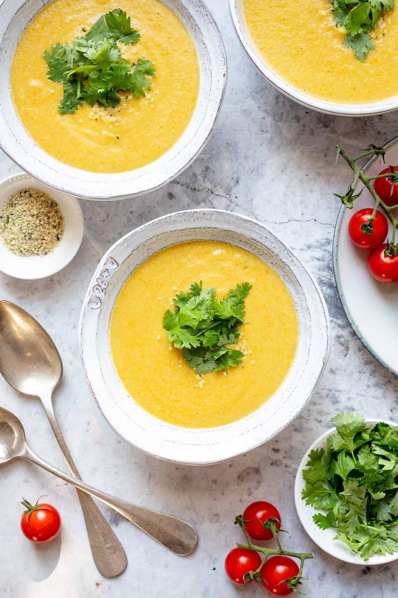 Rezeptbild: Blumenkohl-Kokos-Suppe mit Ras el Hanout