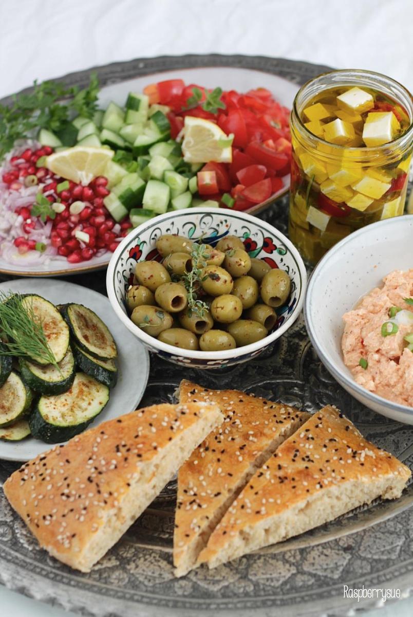 Rezeptbild: Orientalische Vorspeisenplatte